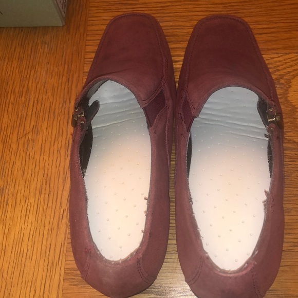 Women’s Aerosole Heels - Picture 1 of 3